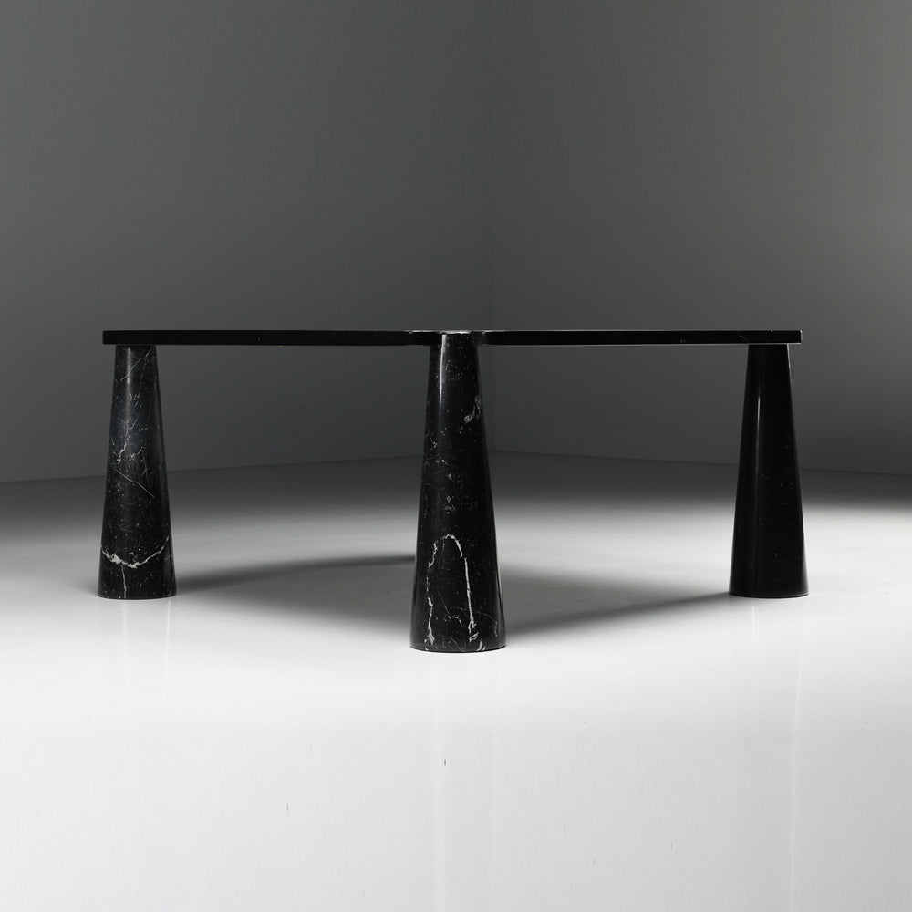 Table à manger "Eros" d'Angelo Mangiarotti